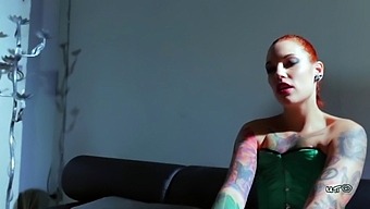 Melissa Receives Foot Fetish Training From Silvia Rubio