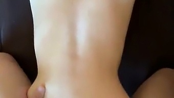 High Definition Sex Tape Of Girl Gets Leaked From Iphone